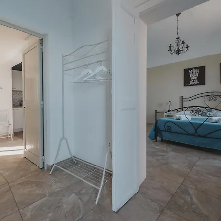 Appartement Tra La Rocca E Il Mare Di