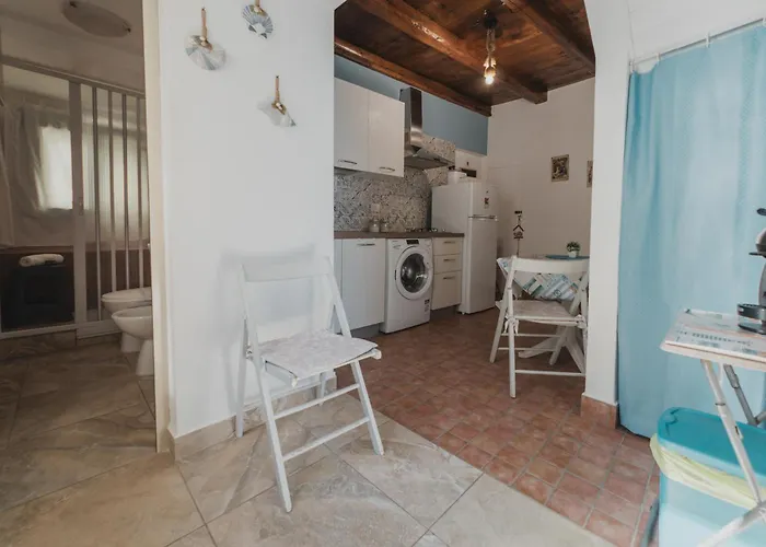 Apartament Tra La Rocca E Il Mare Di *