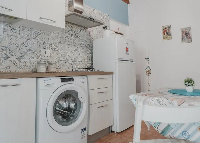 Apartament Tra La Rocca E Il Mare Di